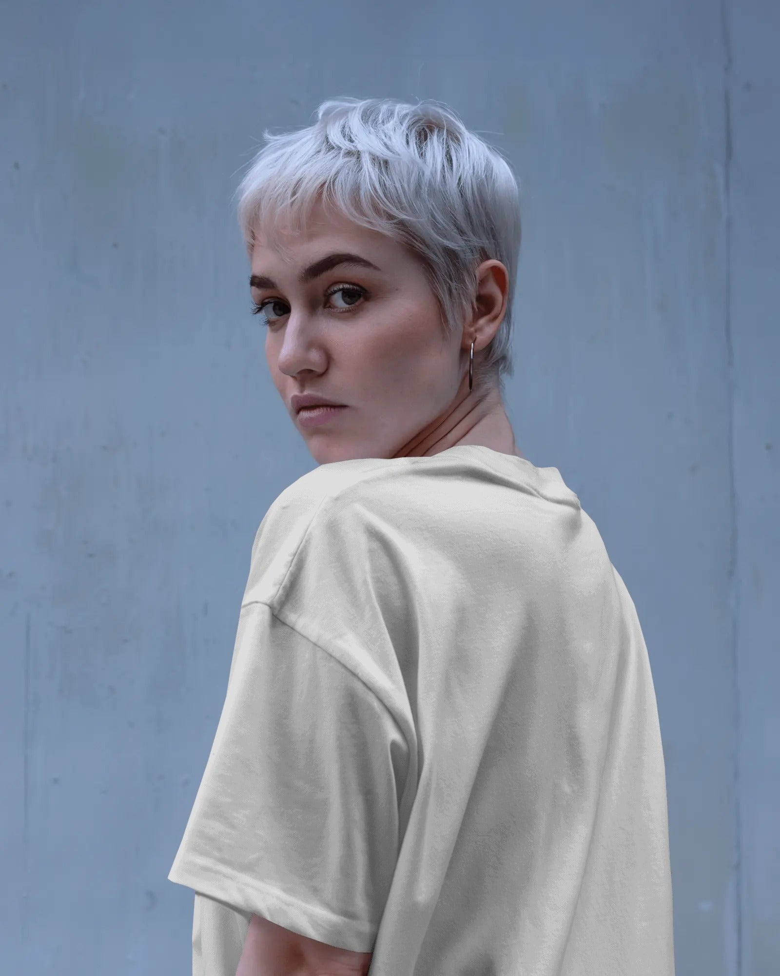 Don’t Look Away – Oversized Graphic Tee